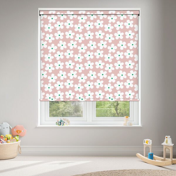 Daisy Pink Blackout