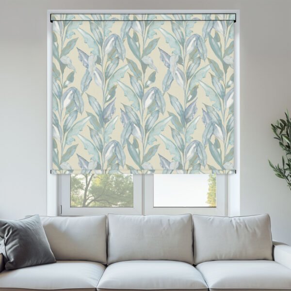 Paradise Palm Blue Blackout